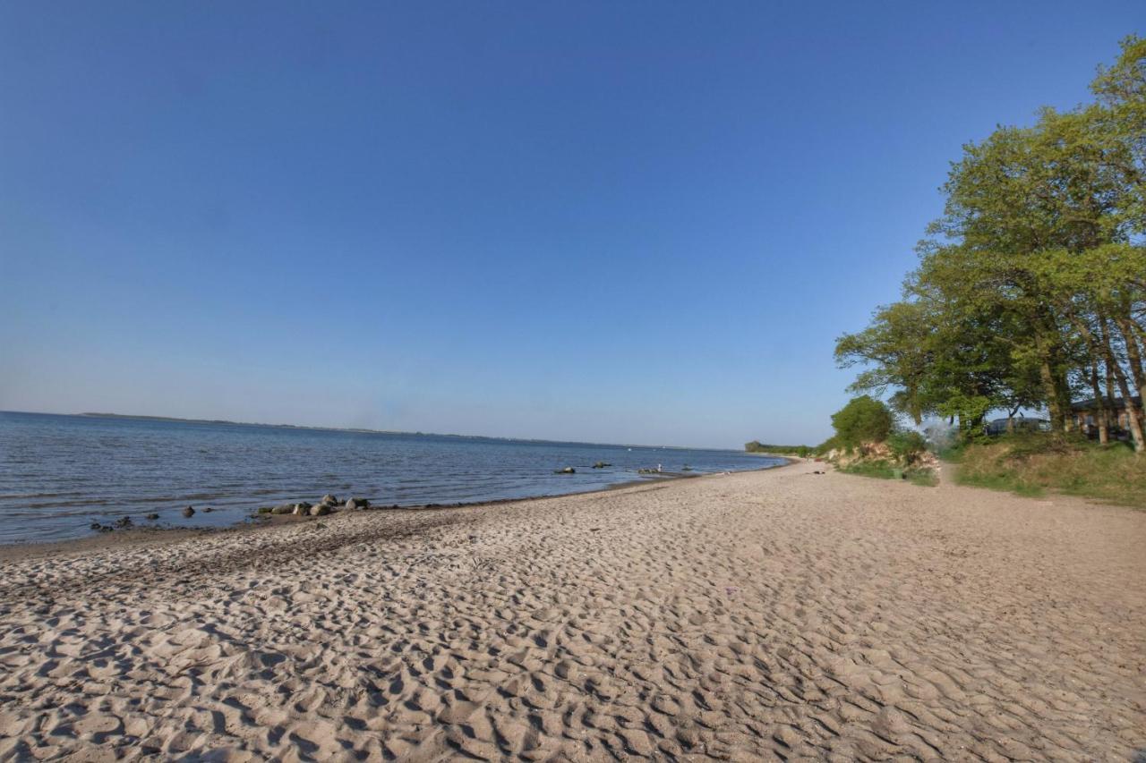 Emilias Hues, Reethaus In Der Bucht Von Wismar Zierow Kültér fotó